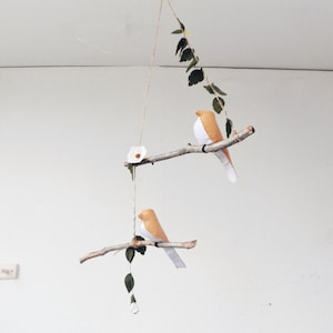 Bird mobile, Boho nursery decor, griftwood hanging decor, Baby girl room decor, tree branch mobile, Felt beige birds & flowers, baby mobile