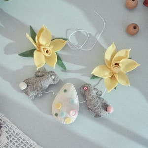 Easter garland, Easter wall hanging, Nursery spring garland, Bunny, flower garland, Nursery wall decor, Felt garland, Easter gift for kids