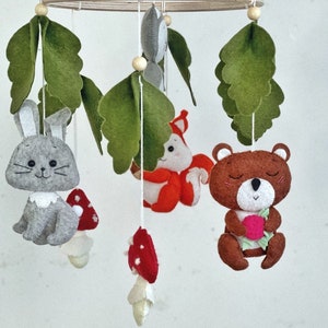 Woodland mobile, Baby mobile, Bear cot mobile, Woodland Baby Shower gift, Crib mobile, Woodland nursery