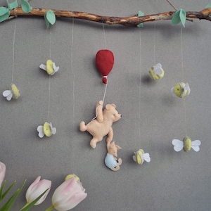 Winnie the Pooh baby, Classic Winnie the Pooh garland, Vintage Pooh Bear Nursery Wall Hanging, Classic Winnie the Pooh, Bees branch hanging