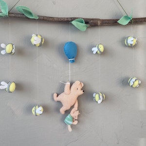 Vintage Winnie the Pooh Nursery, Classic Winnie the Pooh garland, Pooh Bear Nursery Hanging, Classic Winnie the Pooh, Bees branch hanging