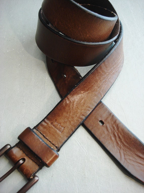 MEN LEVI'S LEATHER Belt - image 1