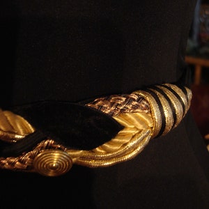 BLACK AND GOLD Belt image 2