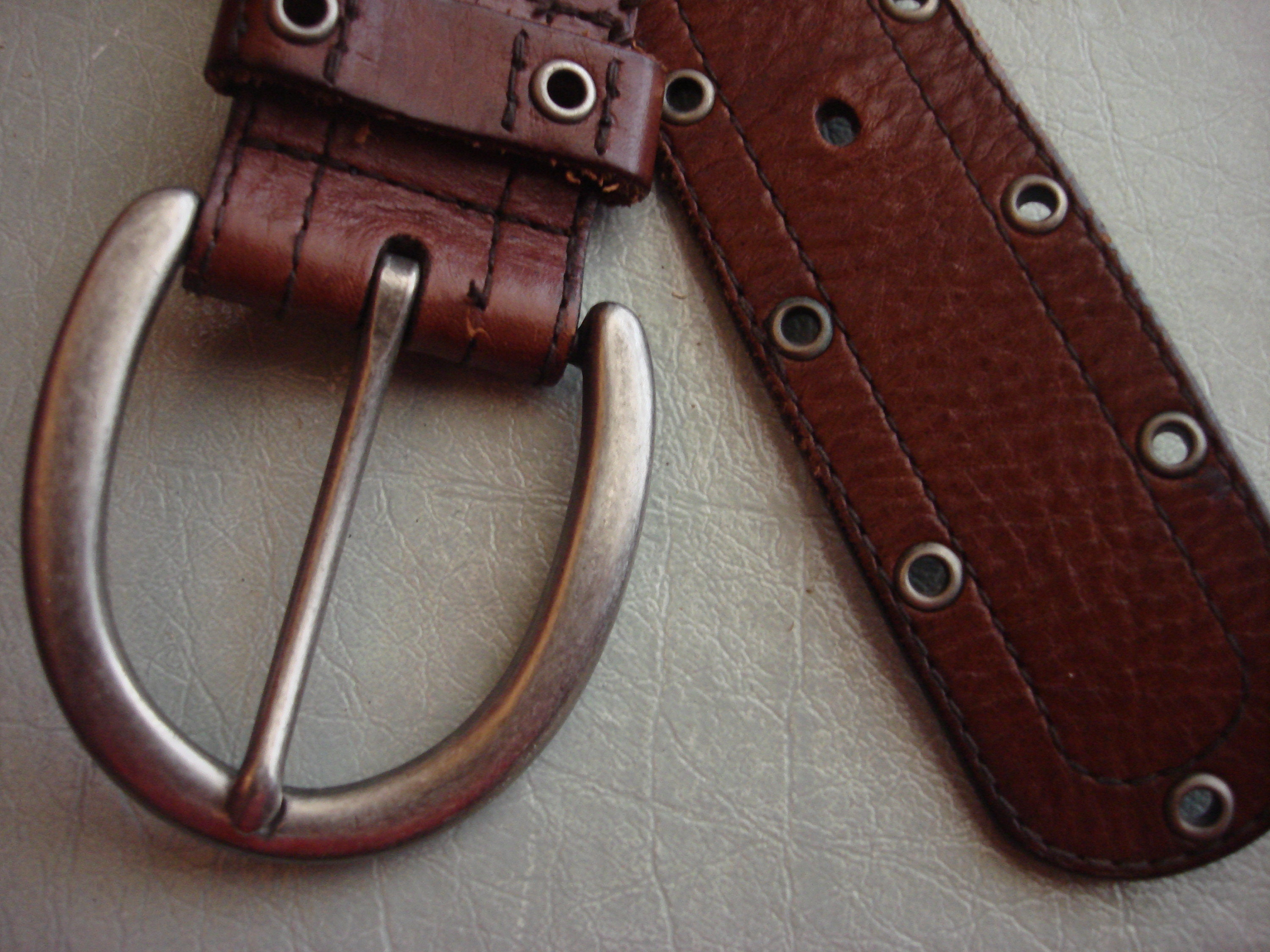 ?️NWT Fossil Brown Genuine Leather Belt Large Fossil Men main image 3