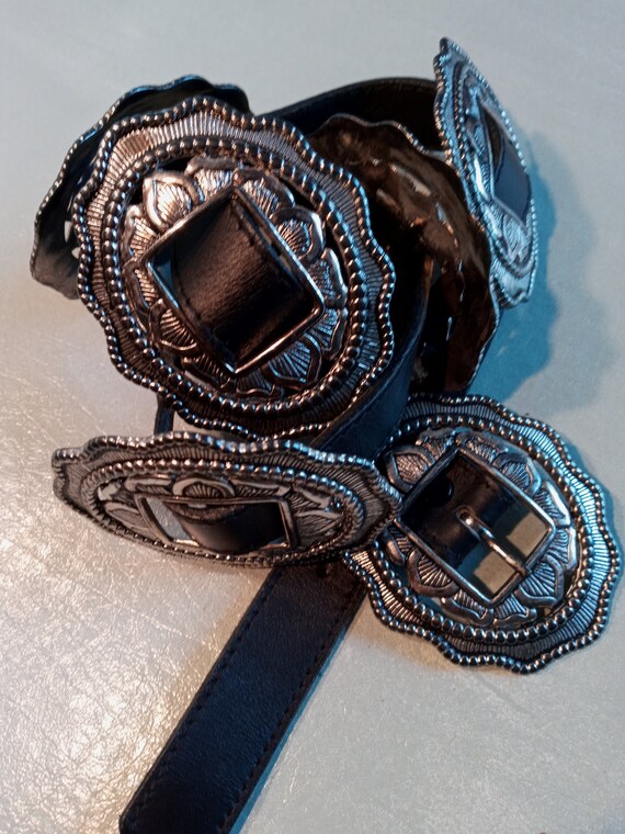 【TOGA】CONCHO LEATHER BELT Concho leather belt(FREE BLACK): TOGA: WOMENS｜ STUDIOUS