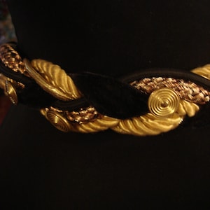 BLACK AND GOLD Belt image 3