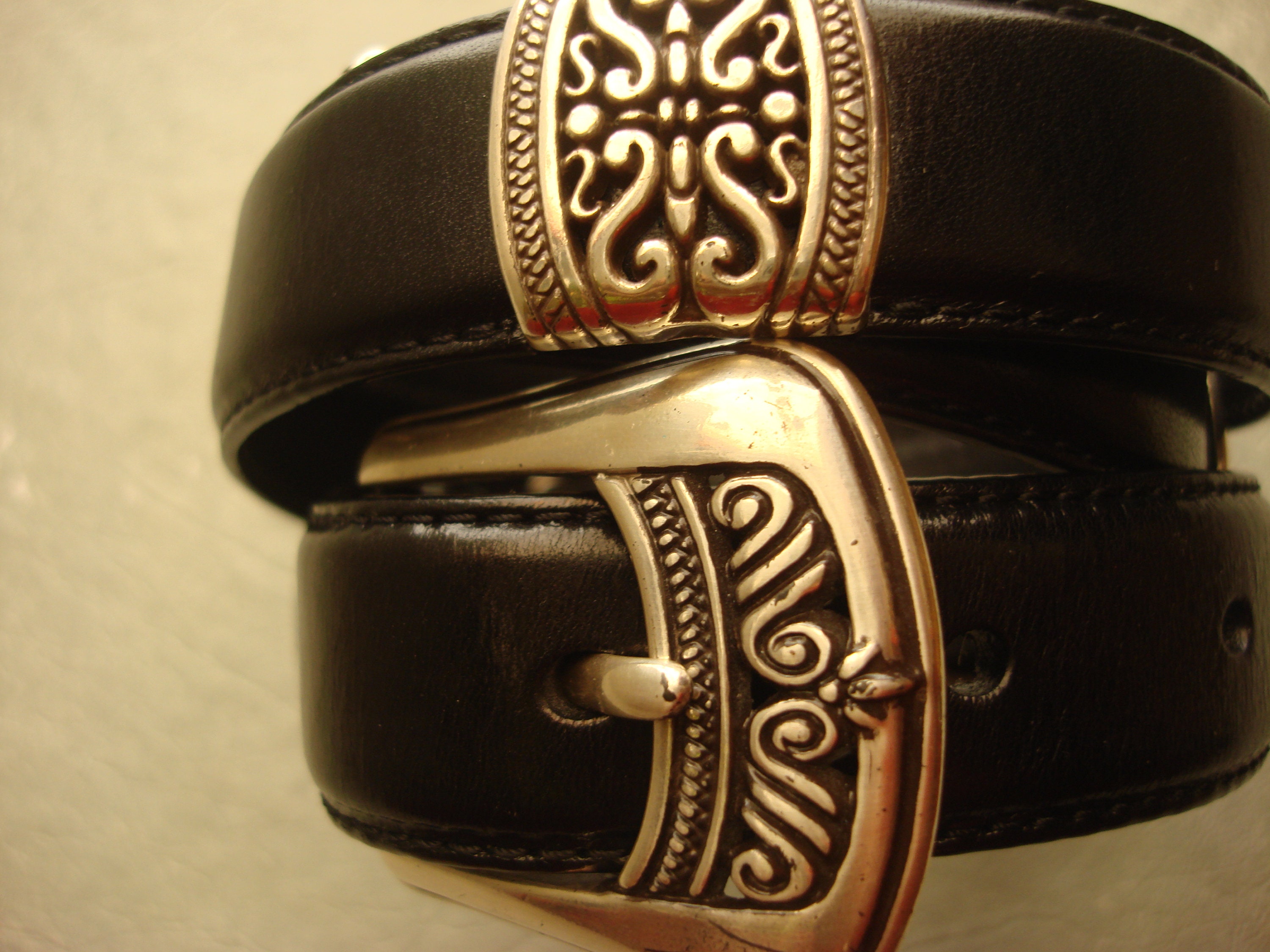 FOSSIL BLACK Ornate UNISEX Concho Belt - Etsy display picture 3