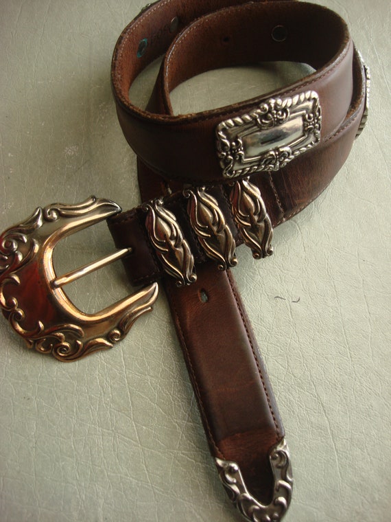 LEATHER ORNATE CONCHO Belt - image 3