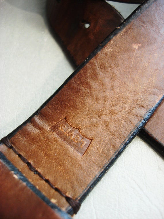 MEN LEVI'S LEATHER Belt - image 2