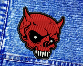 Patch de caveira de diabo. Patch costurado.