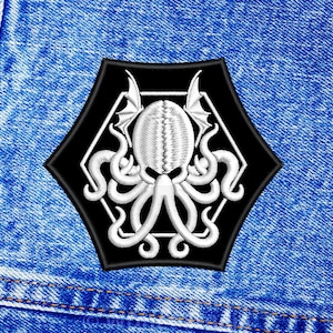 Cthulhu symbol patch. Sew On patch.