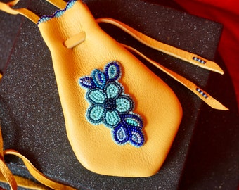 Leather Medicine Bag,Leather Medicine Pouch,Deer Leather Medicine Pouch,Beaded Medicine pouch,Leather Neck Pouch