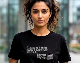 Camiseta corta Book Boyfriend / Moralmente ambigua, romance paranormal, romance erótico / Regalos para lectores