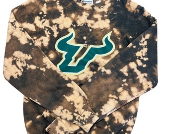 USF Bulls crewneck sweatshirt. Size XS.