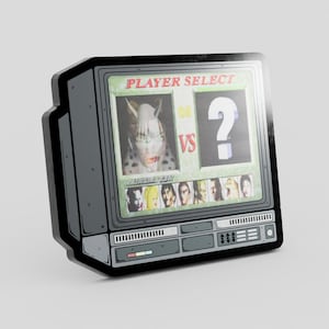 Puede incluir: Una pegatina que representa un televisor retro que muestra una pantalla de "Player Select". La pantalla muestra un personaje a la izquierda y un signo de interrogación a la derecha, con un "VS" en el medio. Debajo hay retratos de personajes. El televisor es gris y negro.