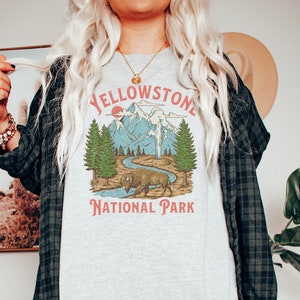 Yellowstone Tee, Yellowstone National Park T-Shirt, Hippie Tee Vintage Inspired T-shirt, Unisex Tee, National Park Sweatshirt, Oversized Tee