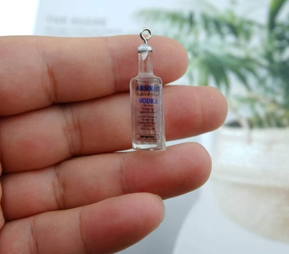 10pcs/lot Creative Resin Vodka Mineral Water Bottle Charms For