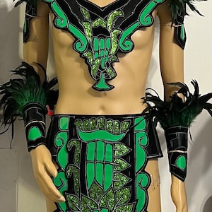 Traje Azteca