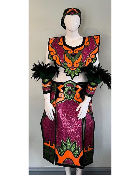 Aztec Traje 15-17 Aztec Traje 15-17