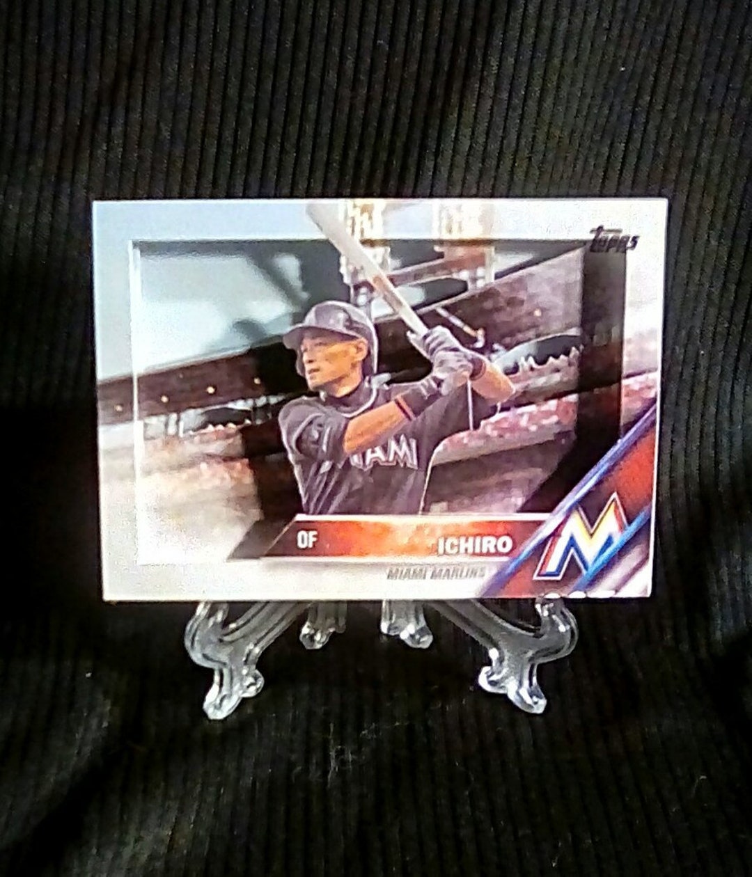Awesome Tri-level 3D Baseball Card of Miami Marlins and 
