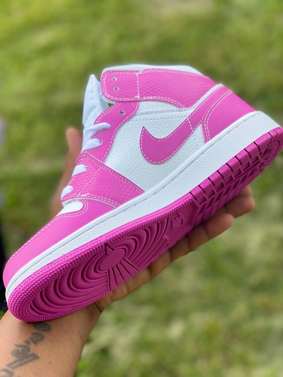 Jordan 1 UV Reactive - Etsy