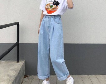 gray baggy jeans