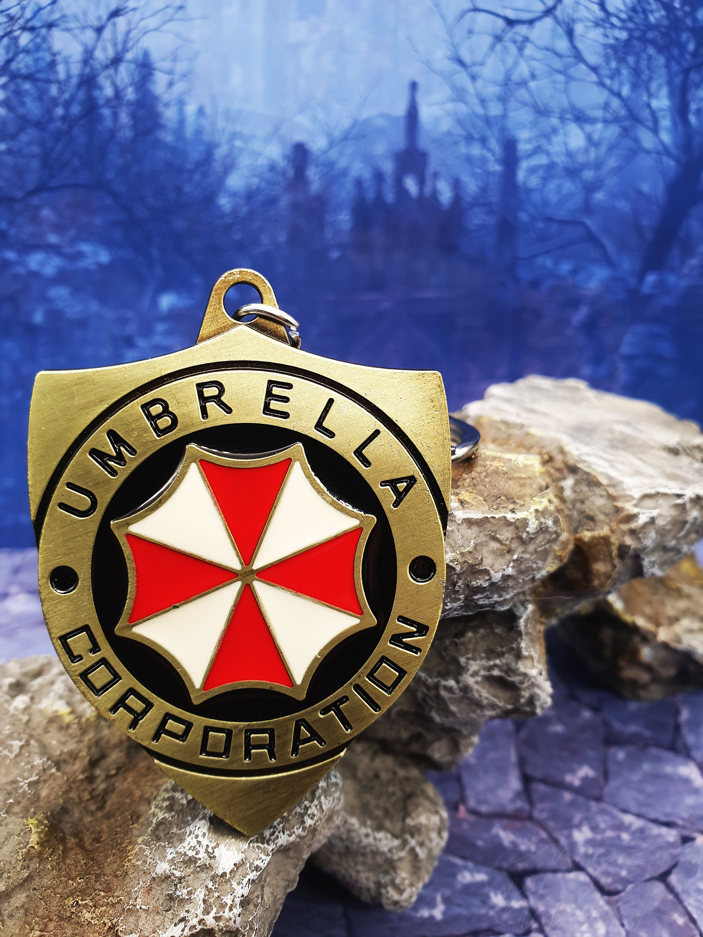 Resident Evil Keychain Biohazard Village Unborn 6 Winged Key Etsy