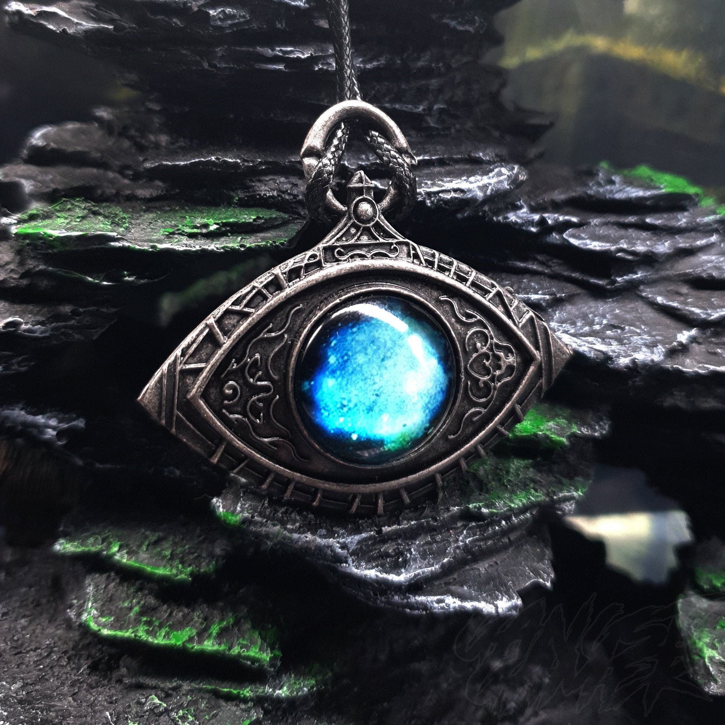 Bloodborne Necklace Cosmic Eye Watcher Badge Bloodborne Etsy UK