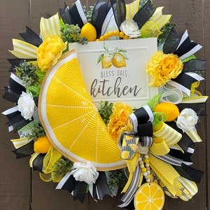 Lemon Wreath for Kitchen, Zesty Lemon Wreath, Kitchen Wall Decor, Housewarming Gift