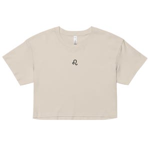 Leo Embroidered Crop
