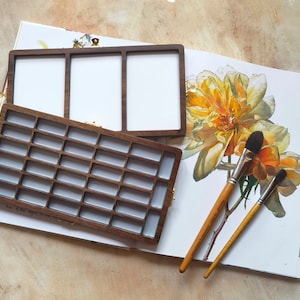 Walnut Watercolour Rectangle Travel Paint Box | Paint Case | Wooden Palette | 33-well