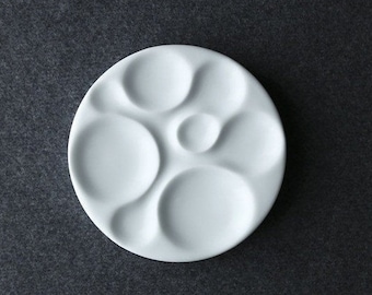 Fine Ceramic Artist Painting Watercolour Circular Palette 8-well ”the Moon“