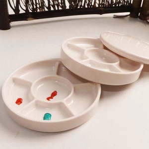 Travel Painting Palette | 6-well Circular | Watercolour | Acrylic | Stackable with Lid