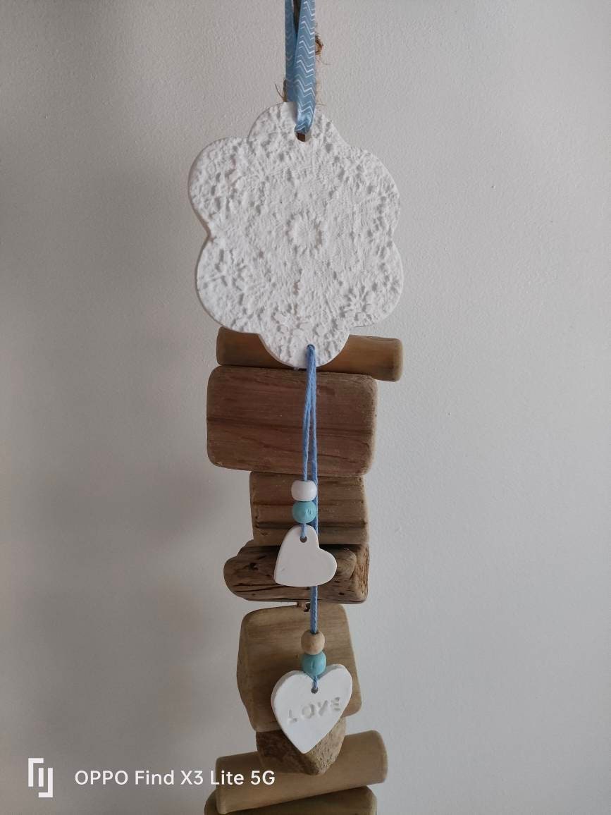 Ornement Décoratif en Argile