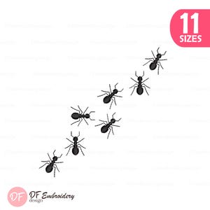 Pode incluir: Um design de bordado digital apresentando uma linha de seis formigas pretas dispostas em formação diagonal. Um retângulo rosa com cantos arredondados no canto superior direito contém o texto branco 11 SIZES. Um círculo rosa com DF está abaixo.