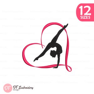 Puede incluir: Silueta negra de una gimnasta haciendo el pino dentro de un corazón rosa. El diseño incluye el texto "12 SIZES" en un círculo rosa. El logotipo "DF Embroidery design" está en la parte inferior.