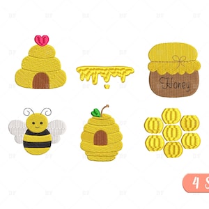 Puede incluir: Un conjunto de seis diseños de bordado que representan una abeja, un panal, una colmena, miel goteando y un tarro de miel etiquetado como "Honey". Los diseños están disponibles en cuatro tamaños.