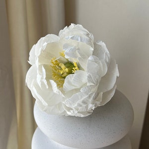 Fiore di carta ostia, peonia bianca per decorazione torta, fiore di carta ostia, topper torta peonia commestibile, fiore torta nuziale