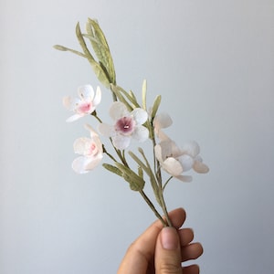 Wafer Paper Wax Flowers for Cake Decoration. Edible Cake Greenery, Wedding Cake Topper, Cup Cake Topper