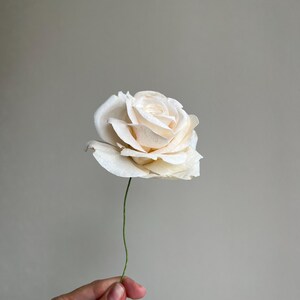 Ivory/Cream Wafer Paper Rose, Edible Cake Flower, Wedding Cake Decoration image 12