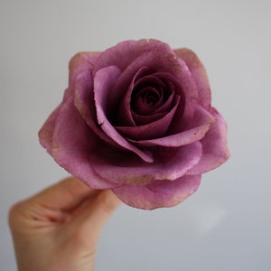Rosa di carta ostia color bordeaux per decorazione di torte, fiori per torte nuziali, topper per torte commestibili