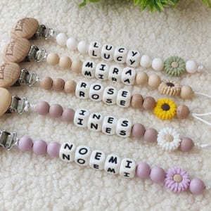 Personalized pacifier clip, custom name accessory, Flower Pacifier holder, floral dummy clip, baby girl gift, neutral first birthday gift