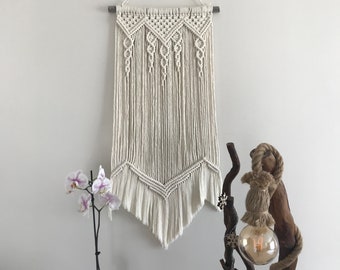 Macrame Wall Hanging: Boho Woven Tapestry with Cotton Tassels
