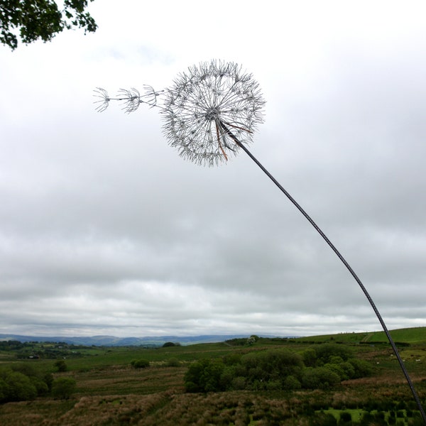 Wire-work Dandelion Garden Ornament Dandelion Clock (Medium)