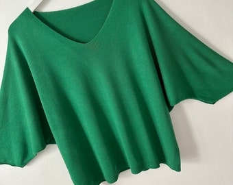 New Made In Italy Soft Loose Batwing Casual quirky oversized plain green V-neck blouse Top One Size 8-16