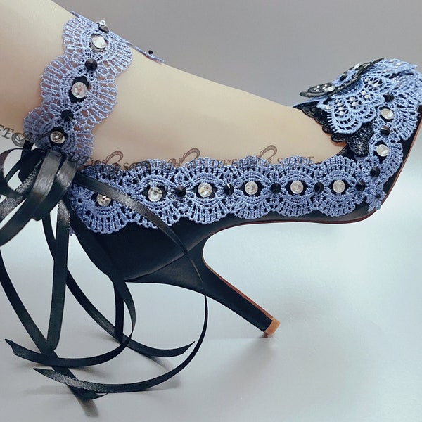 Black Wedding Shoe Bride Lolita Style Blue Polka Dots Satin Close Toe Heel Wedges Bridal Classic Lace Pattern Pearls Rhinestones Handmade