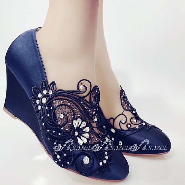 navy and white shoes for wedding