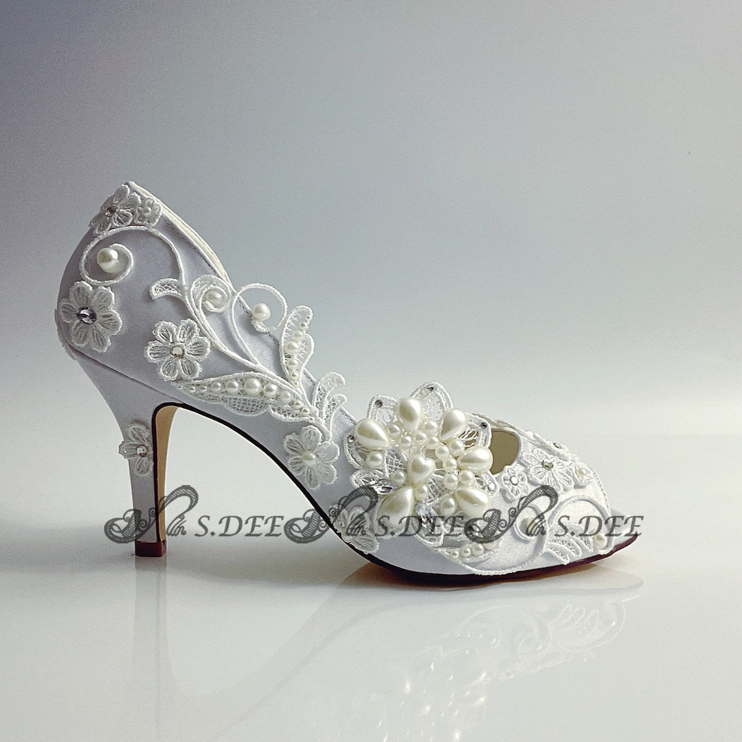 Women's Wedding Shoes Minimalism Knot Pointed Toe Low Heel Bridal Shoes