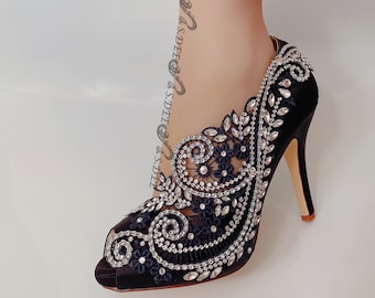 Black Gothic Wedding Shoe for Bride, Black Bridal Heel, Satin Peep Toe Open Toe Wedge Classic Lace Pattern Pearls Rhinestones Handmade Shoes