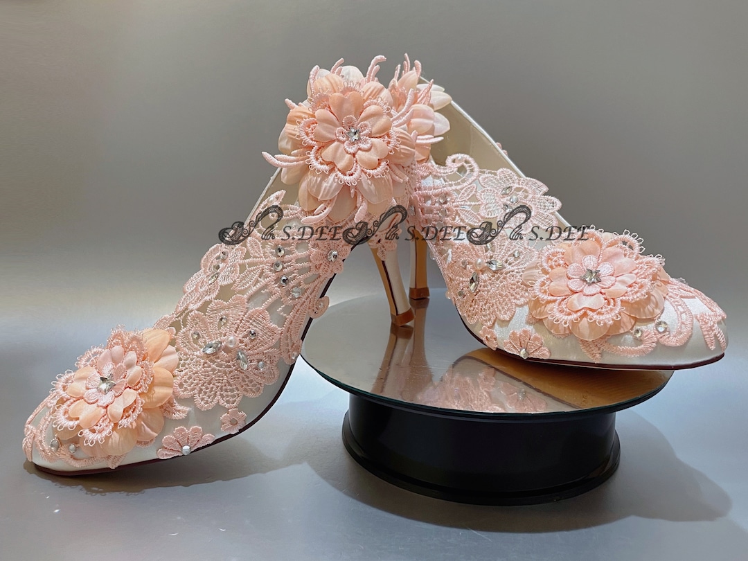 Women's Wedding Shoes Peep Toe Lace Buckle Bridal Shoes with Exquisite Rhinestone Flower